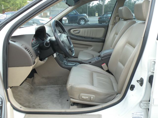 2002 Nissan Maxima SE