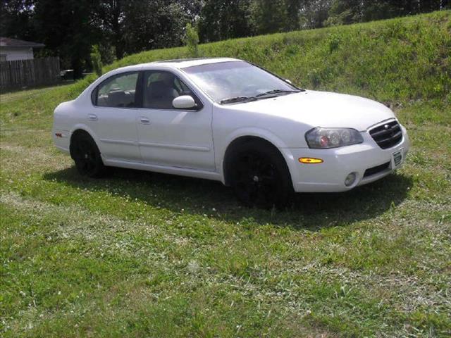 2002 Nissan Maxima SE
