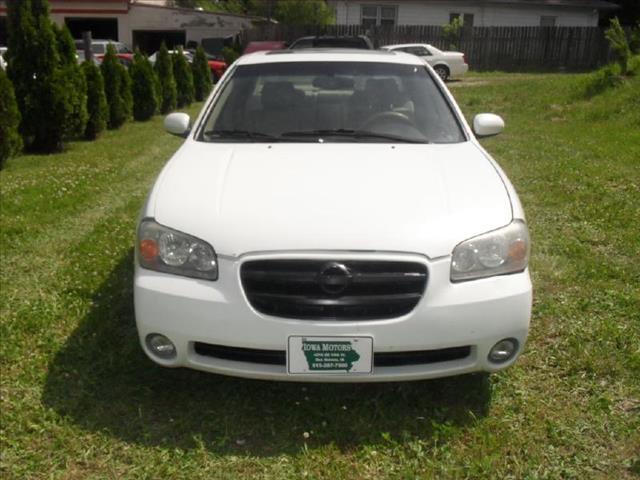 2002 Nissan Maxima SE