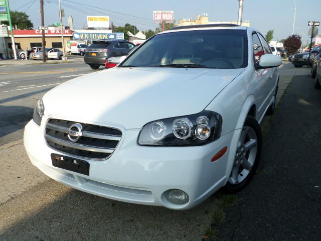 2002 Nissan Maxima SE