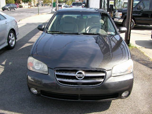 2002 Nissan Maxima SE
