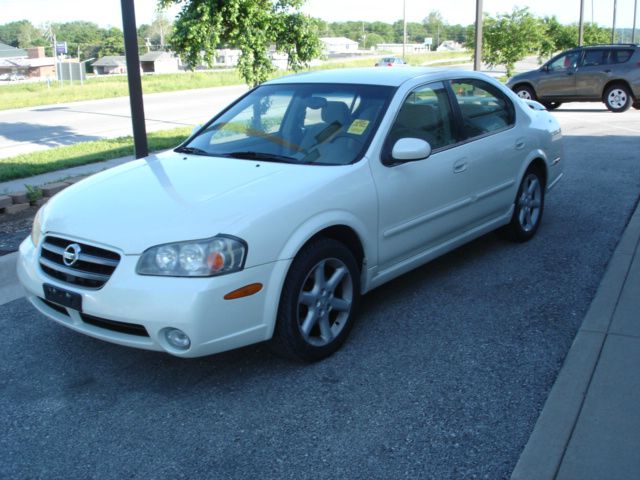 2002 Nissan Maxima SE