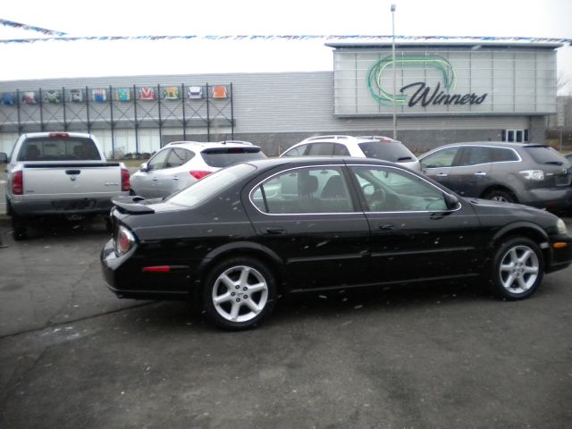 2003 Nissan Maxima SE