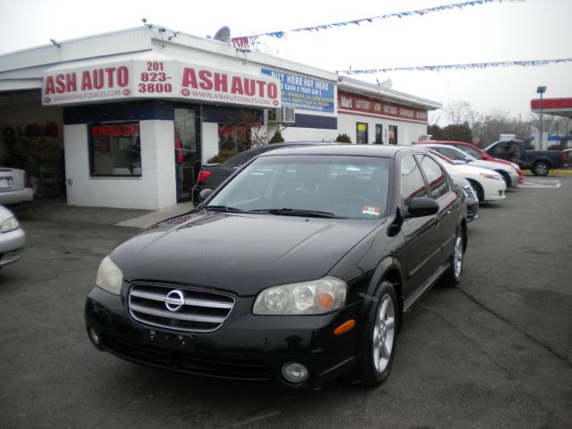 2003 Nissan Maxima SE