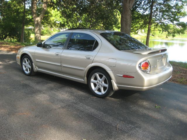 2003 Nissan Maxima SE