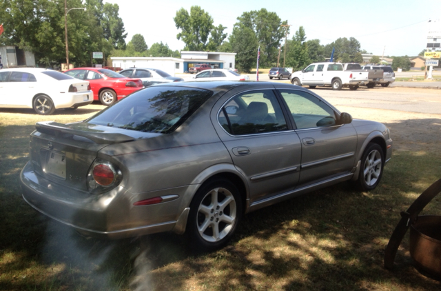 2003 Nissan Maxima SE