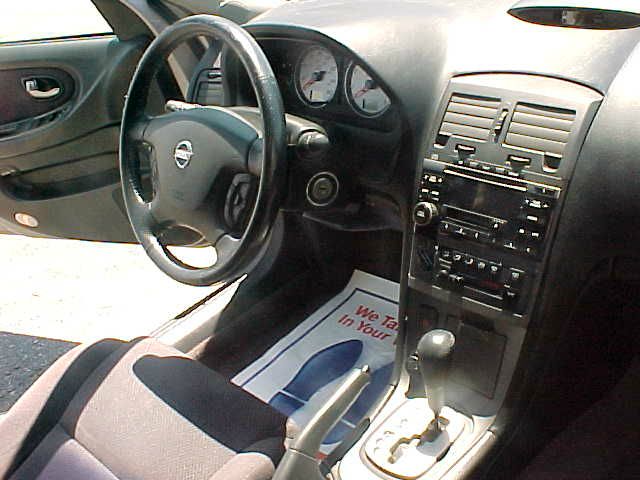 2003 Nissan Maxima SE