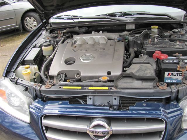 2003 Nissan Maxima SE