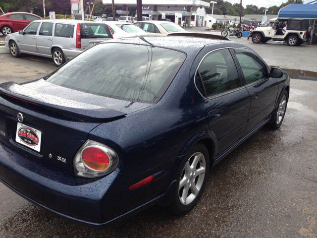 2003 Nissan Maxima SE