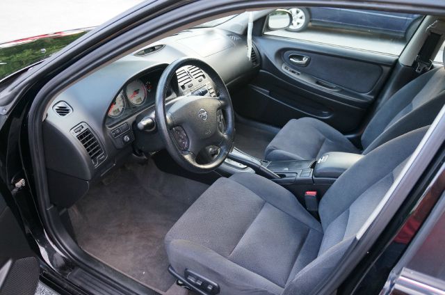 2003 Nissan Maxima SE