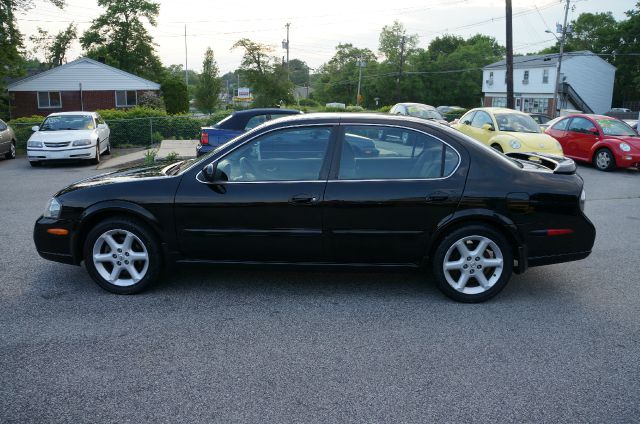 2003 Nissan Maxima SE