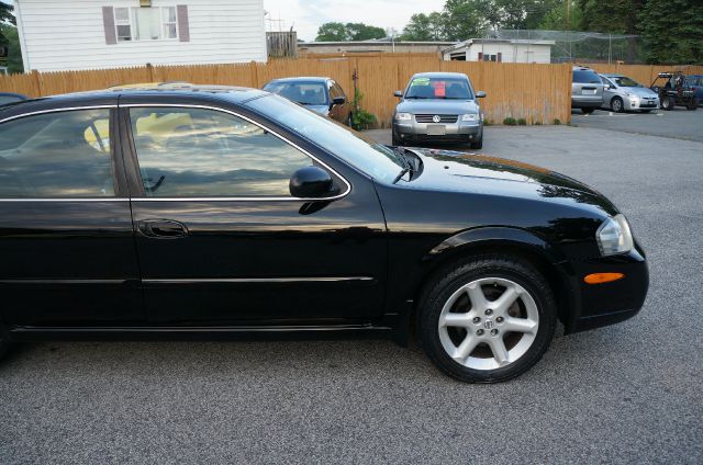 2003 Nissan Maxima SE