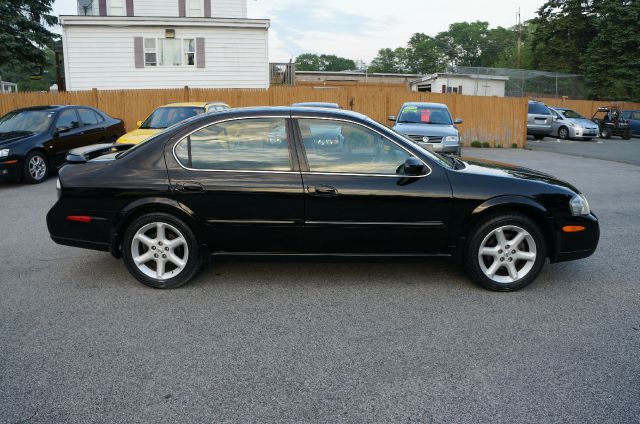 2003 Nissan Maxima SE
