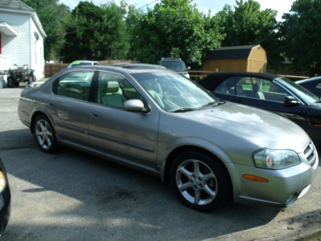 2003 Nissan Maxima SE