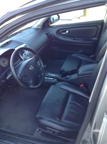 2003 Nissan Maxima SE