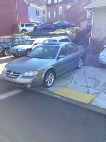 2003 Nissan Maxima SE