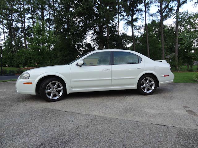 2003 Nissan Maxima SE