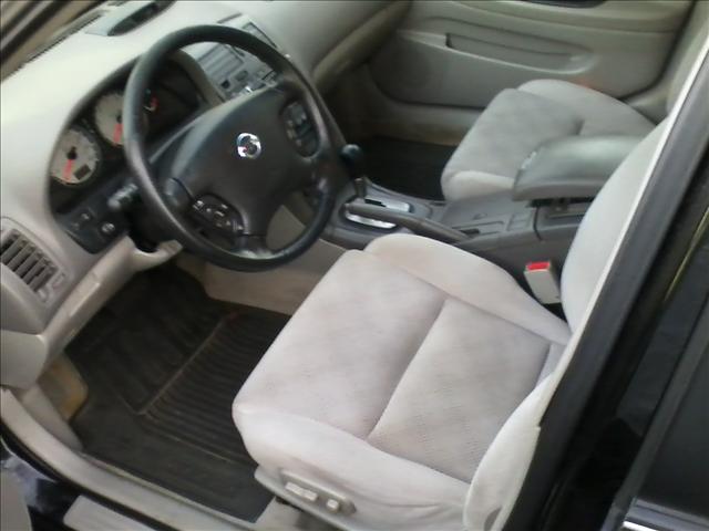 2003 Nissan Maxima SE