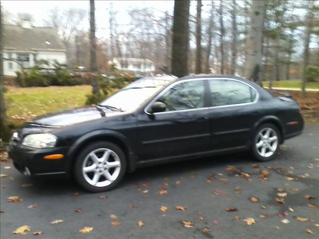 2003 Nissan Maxima SE