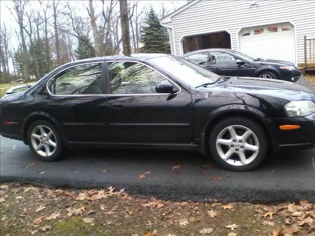2003 Nissan Maxima SE