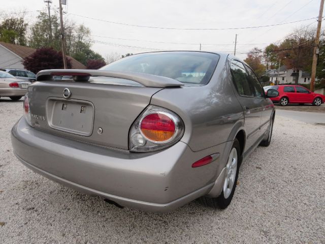 2003 Nissan Maxima XLT Lariat 4X4 Ext Cab
