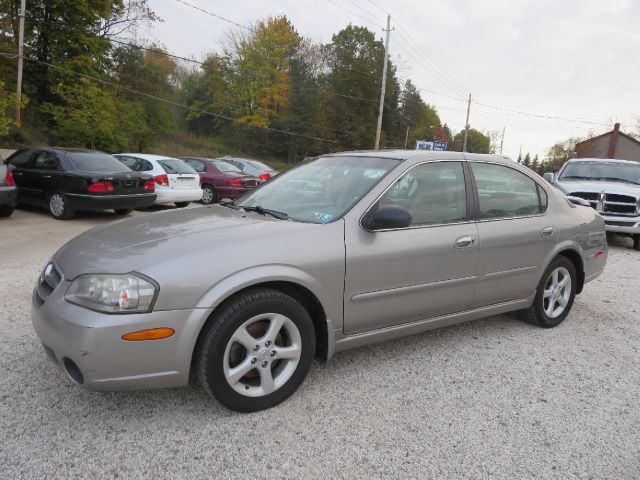 2003 Nissan Maxima XLT Lariat 4X4 Ext Cab