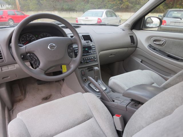 2003 Nissan Maxima XLT Lariat 4X4 Ext Cab