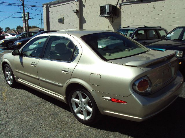 2003 Nissan Maxima SE