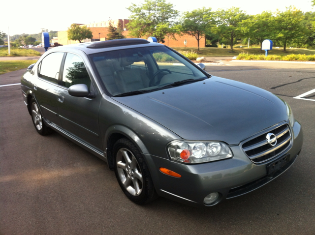 2003 Nissan Maxima SE