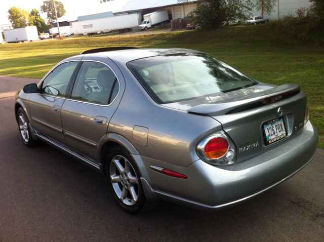 2003 Nissan Maxima SE