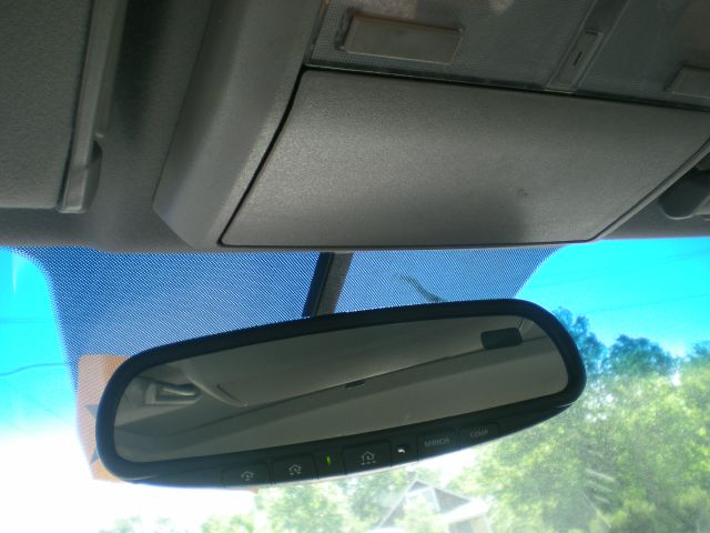 2004 Nissan Maxima SE