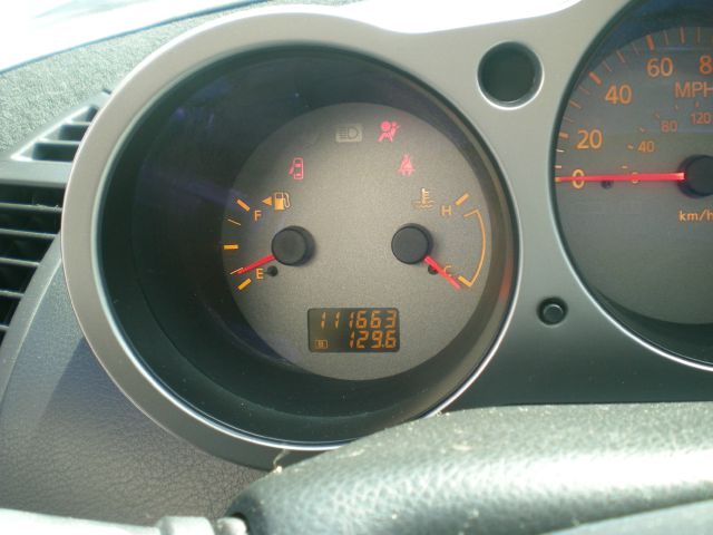 2004 Nissan Maxima SE