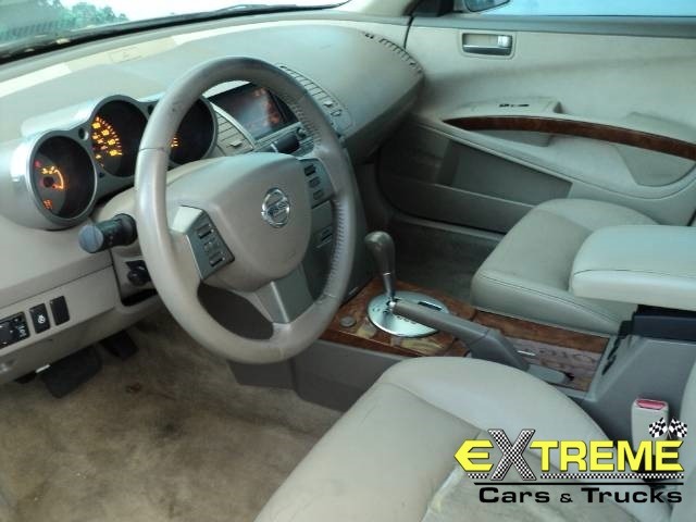 2004 Nissan Maxima SE