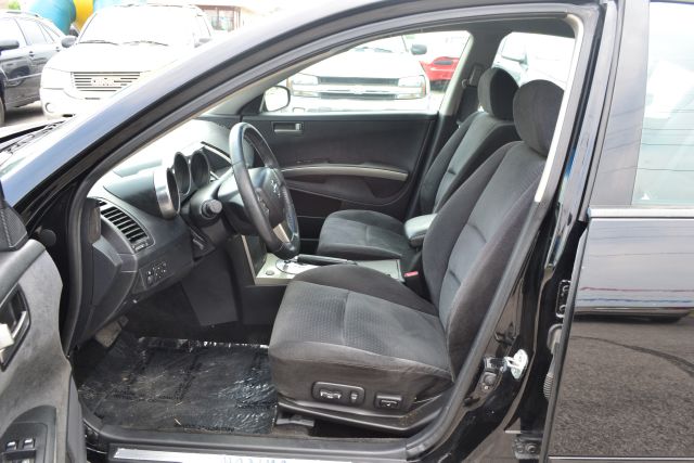 2004 Nissan Maxima SE