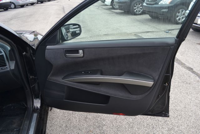 2004 Nissan Maxima SE