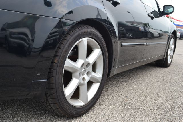 2004 Nissan Maxima SE