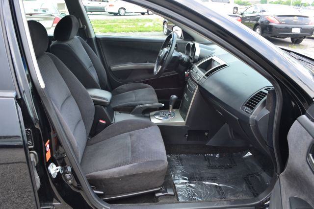 2004 Nissan Maxima SE