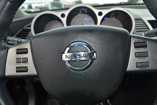 2004 Nissan Maxima SE