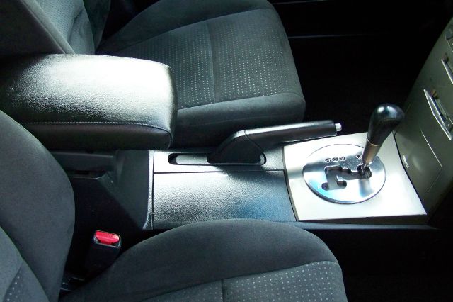 2004 Nissan Maxima SE