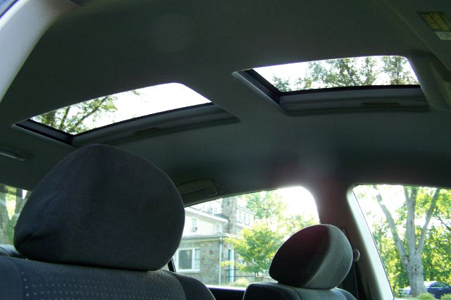 2004 Nissan Maxima SE