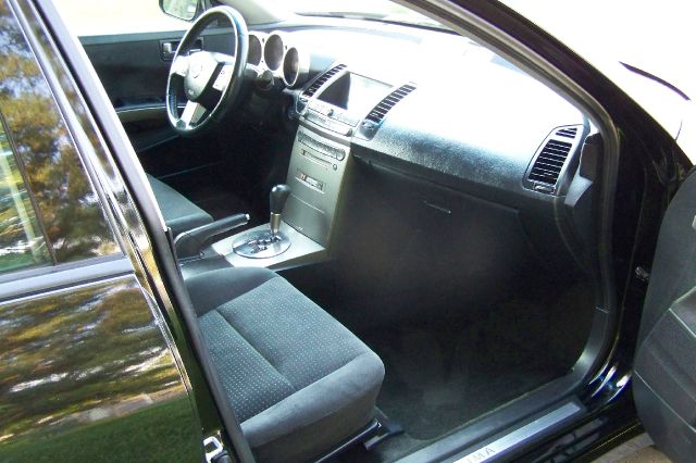 2004 Nissan Maxima SE