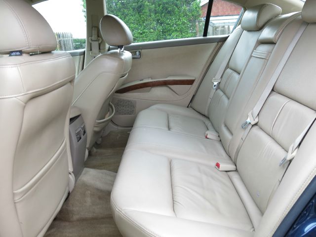 2004 Nissan Maxima Unknown