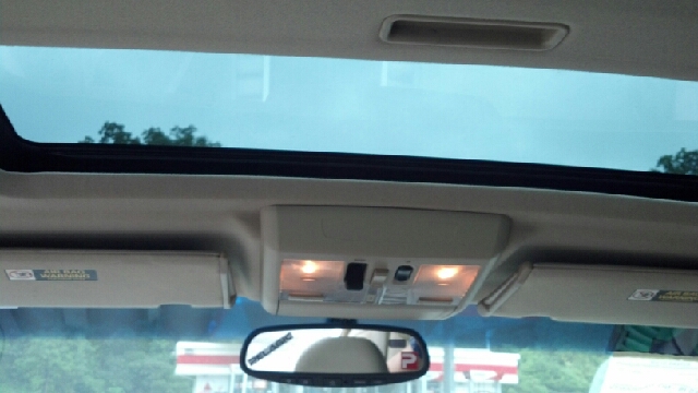 2004 Nissan Maxima SE