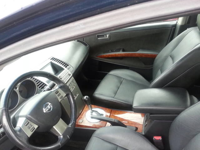 2004 Nissan Maxima SE