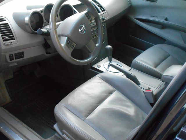 2004 Nissan Maxima SE