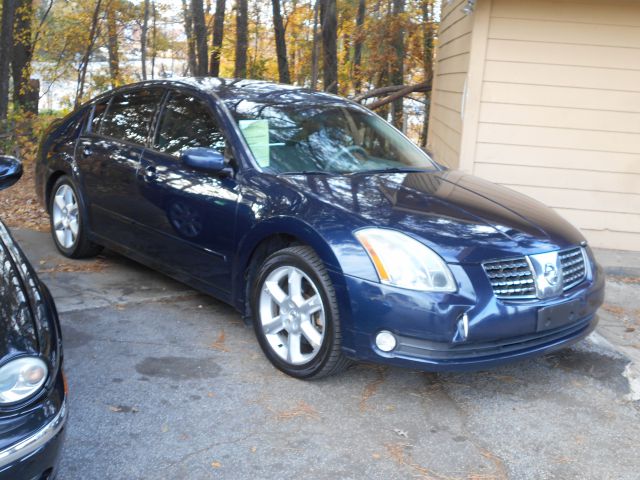 2004 Nissan Maxima SE