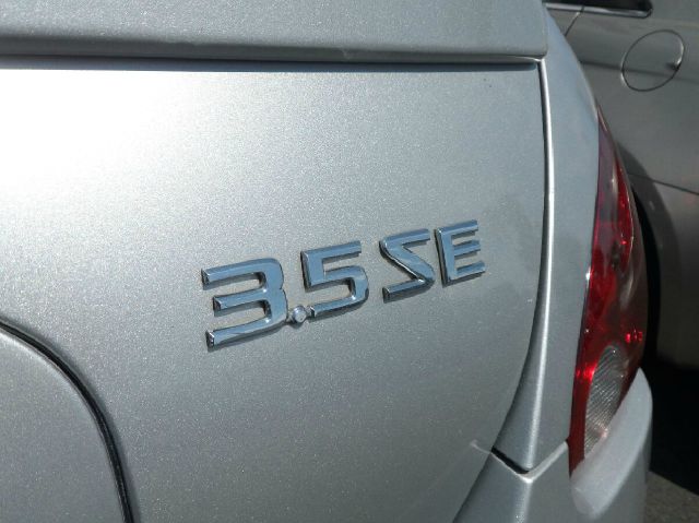 2004 Nissan Maxima SE