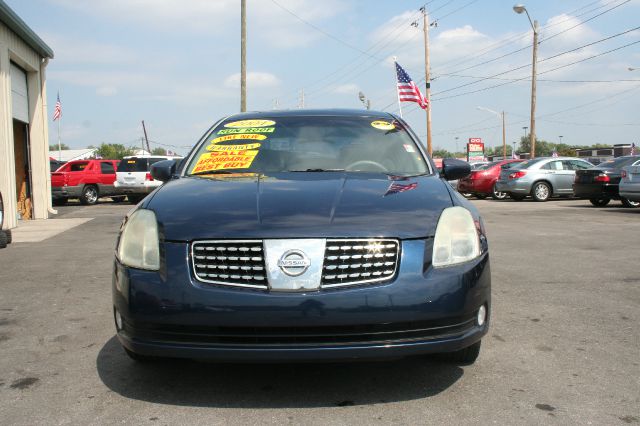 2004 Nissan Maxima SE