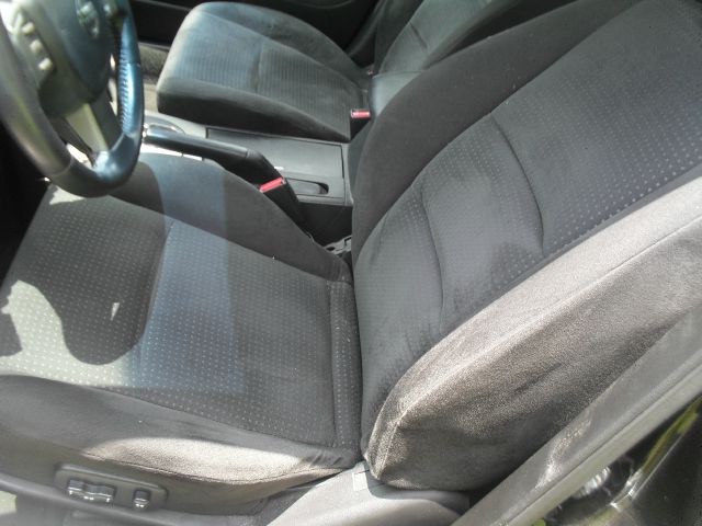 2004 Nissan Maxima SE