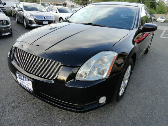 2004 Nissan Maxima SE
